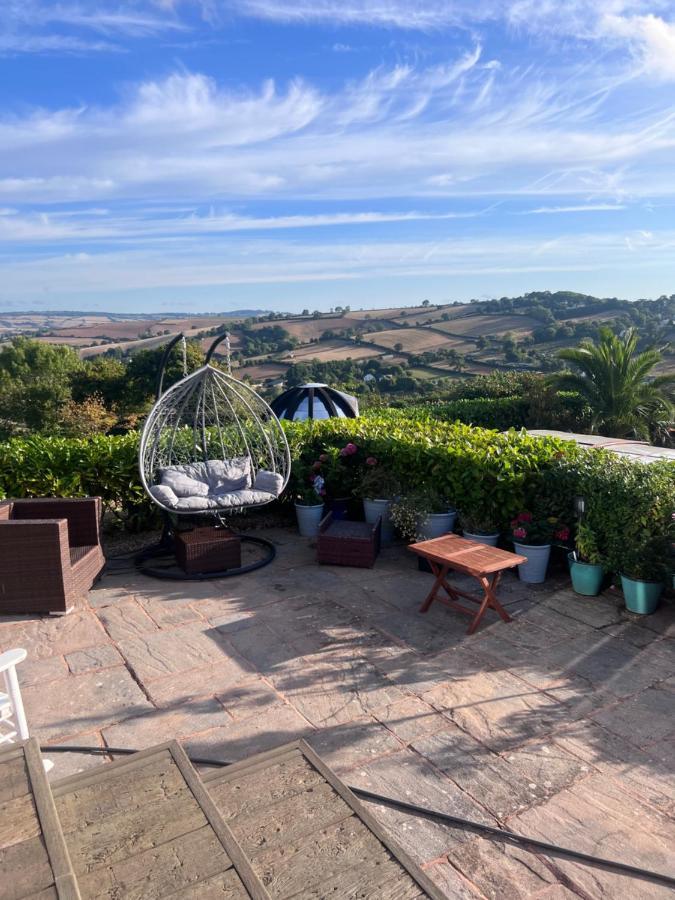 Halekulani Devon Homestay Torquay Eksteriør bilde