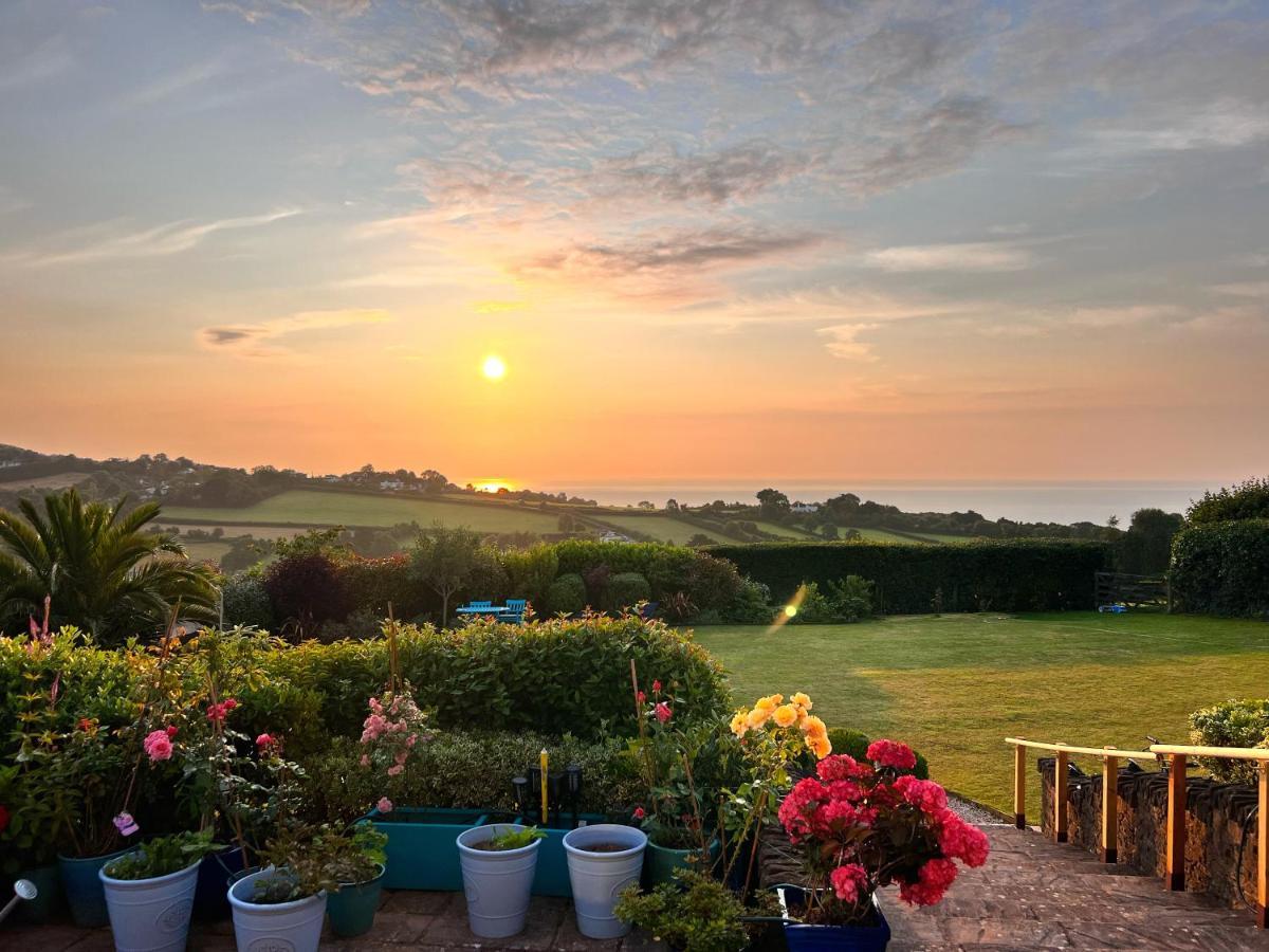 Halekulani Devon Homestay Torquay Eksteriør bilde