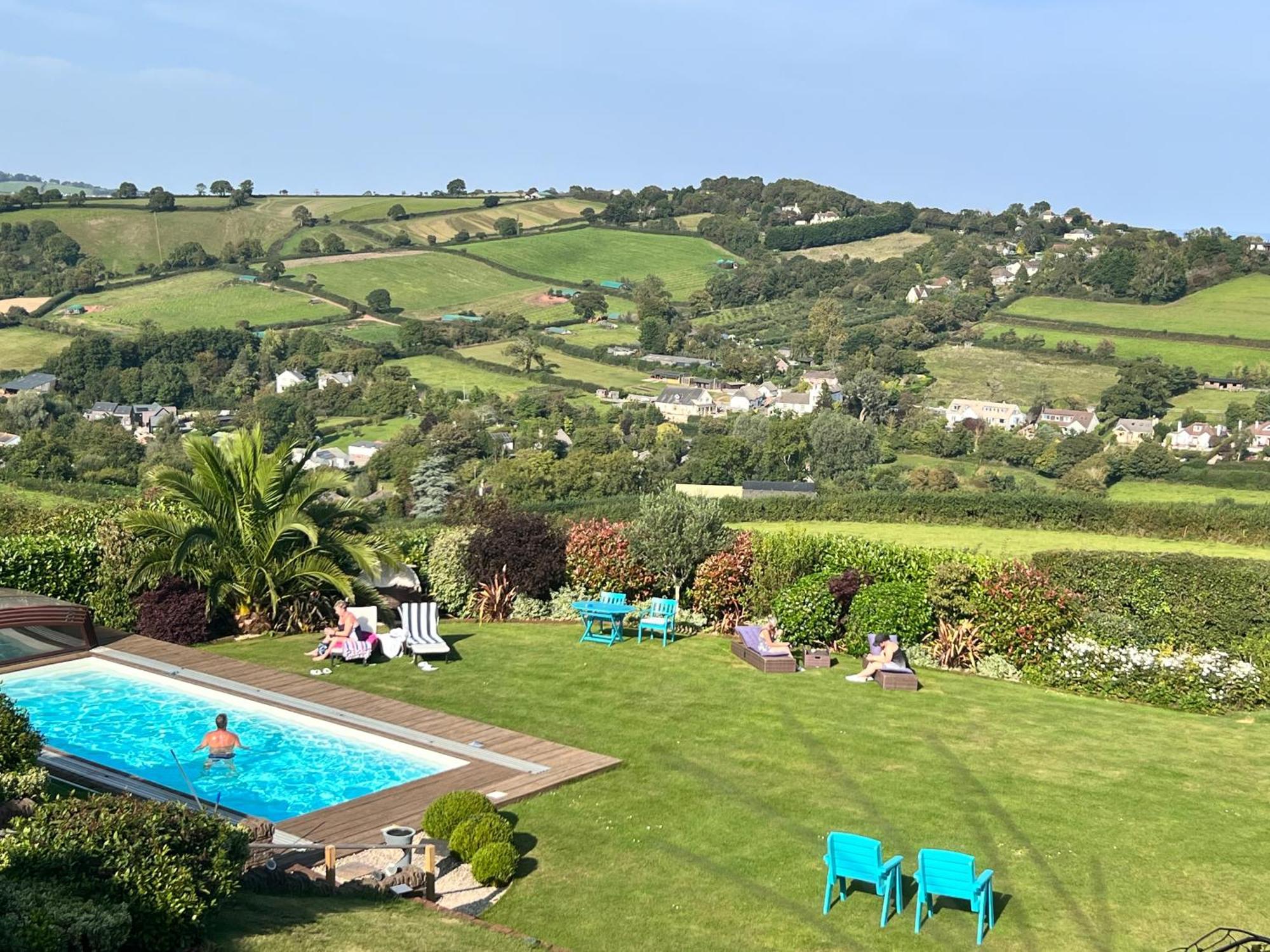 Halekulani Devon Homestay Torquay Eksteriør bilde